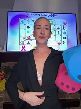 lola_tentatiion on StripChat