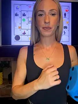 lola_tentatiion on StripChat