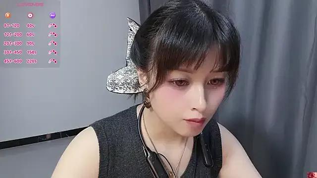 Lucky-xiuxiu on StripChat