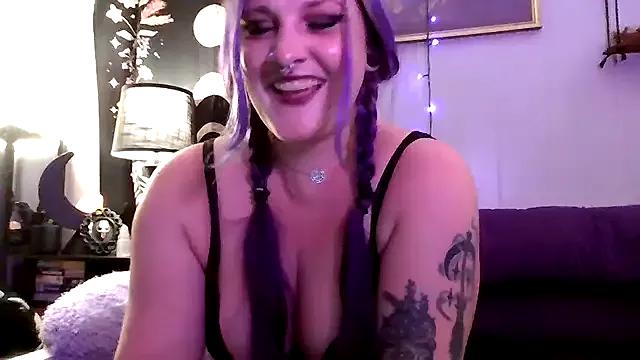 LunaLilith on StripChat