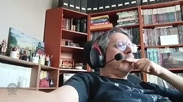 Mandra_is_a_whore on StripChat