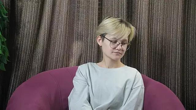 MargertDoyen on StripChat