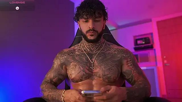 mariano_costa on StripChat