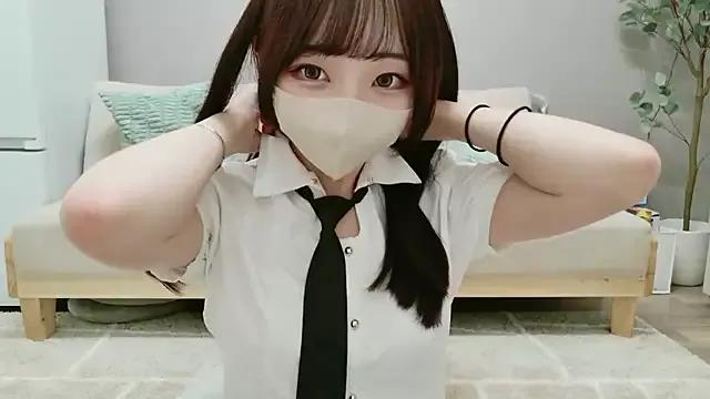 Mashiro-chan on StripChat