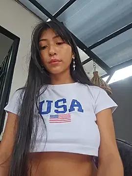 Mavi_roouse_ on StripChat