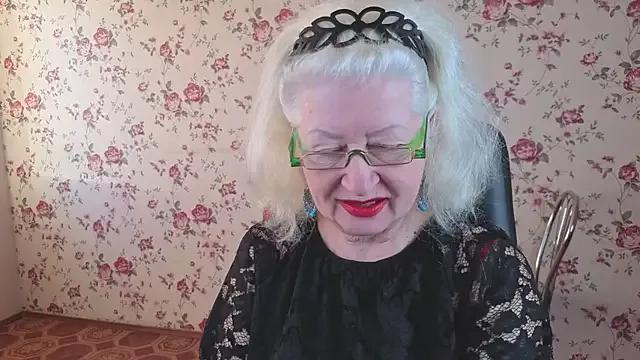 Maya_Mayflower on StripChat