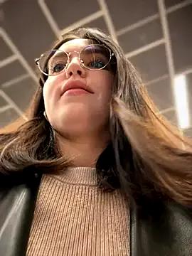 meow_girl on StripChat