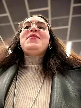 meow_girl on StripChat