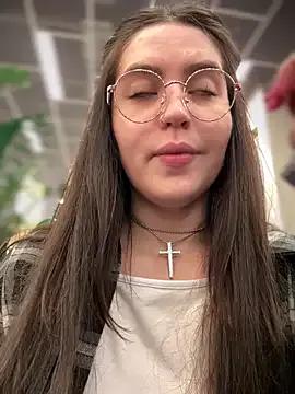 meow_girl on StripChat