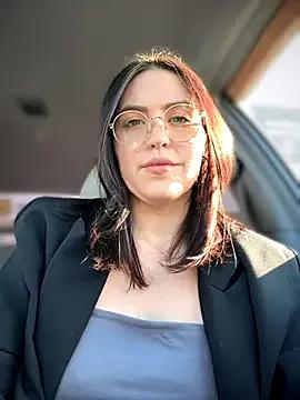 meow_girl on StripChat