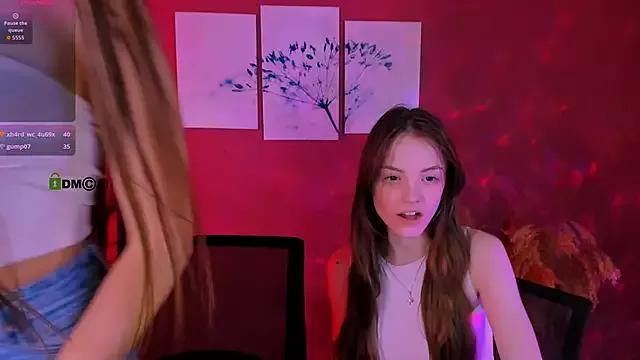 mia_starrr_ on StripChat