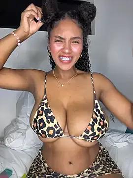 Mia_sweet80 on StripChat