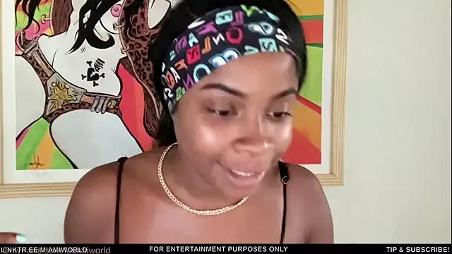 miamiworld on StripChat