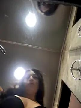 Mila_LS on StripChat