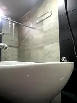 Mila_LS on StripChat