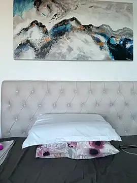 MileySummer on StripChat