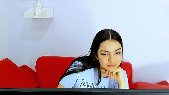 milk_candy18 on StripChat