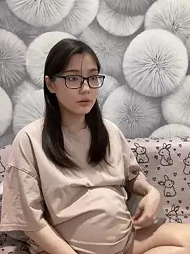 Milka23 on StripChat