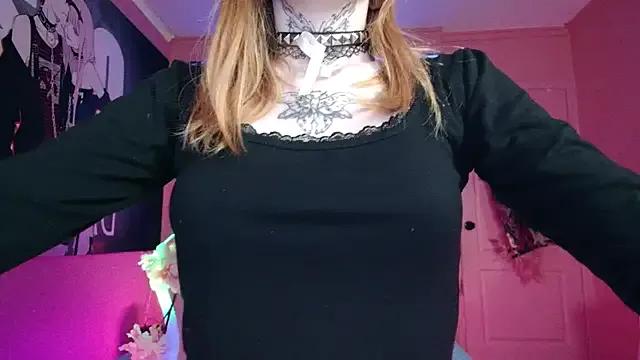 MilkMeSoftly on StripChat