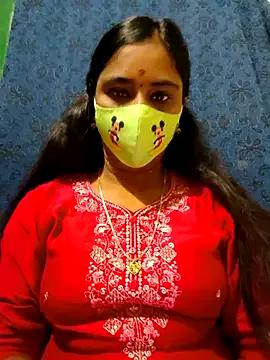 mini-queen on StripChat