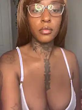 MistiSavannah on StripChat