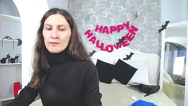 Mistress_Pamela on StripChat