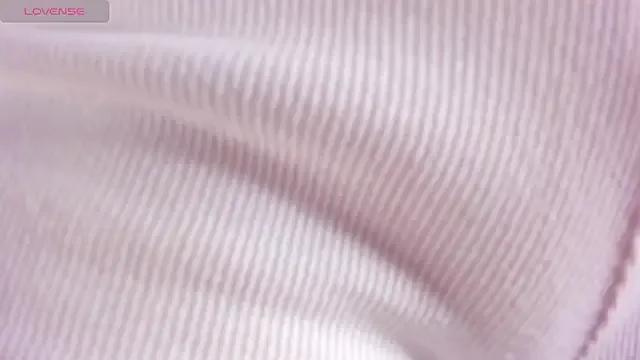 Miya_Nika on StripChat