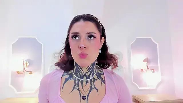 mystikdoll on StripChat