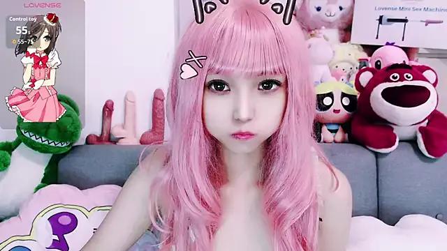 nana2005 on StripChat