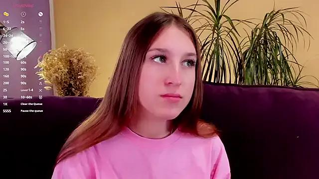 NanaMertins on StripChat