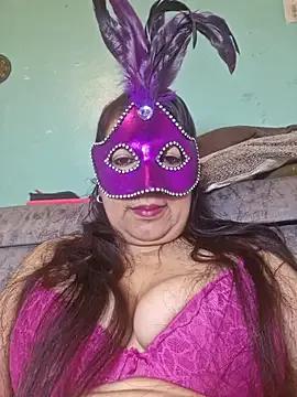 NastyMessySlut on StripChat