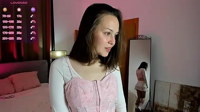 NeonyMuse on StripChat