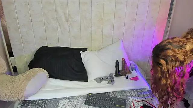 Nezuko_16 on StripChat