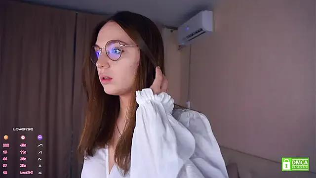 NguyetHankey on StripChat