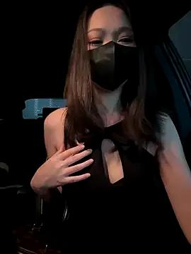 nideanbaby on StripChat