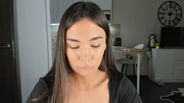 nilliluv on StripChat