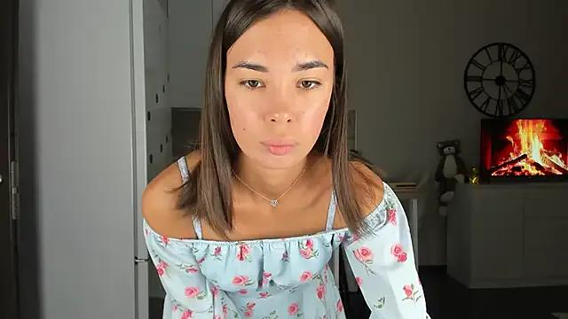 nilliluv on StripChat