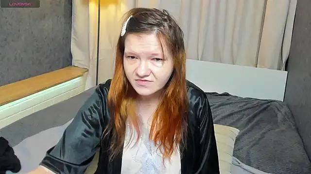 Nora_lovvvv on StripChat