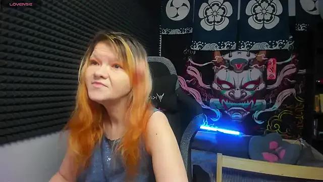 Nora_lovvvv on StripChat