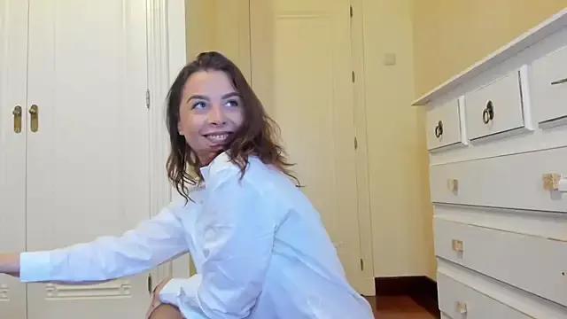 nycole_new on StripChat