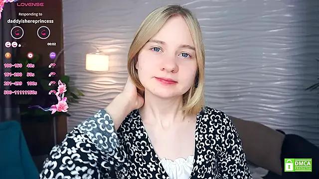 OdelinaFicken — rolling around on a pillow like your dic