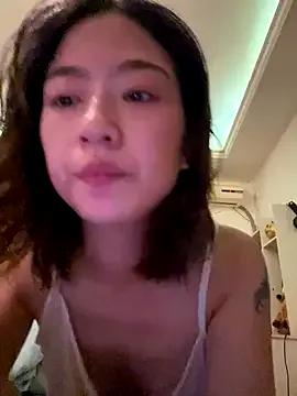 Olivia-l on StripChat