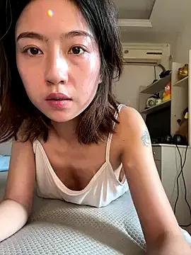 Olivia-l on StripChat