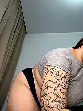 perfect_sweety_girl on StripChat