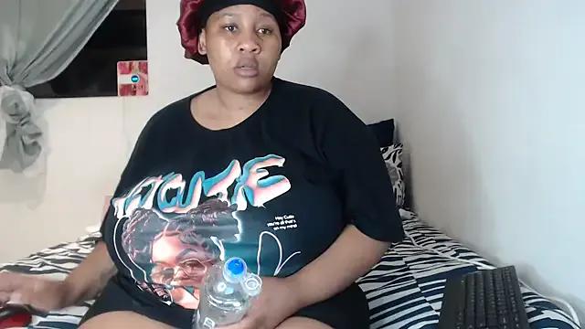 PIXIEBITCHXXX26 on StripChat