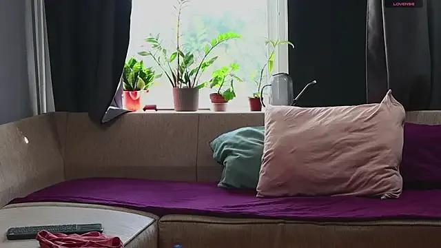 pleasure8869 on StripChat