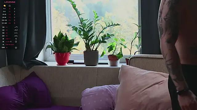 pleasure8869 on StripChat