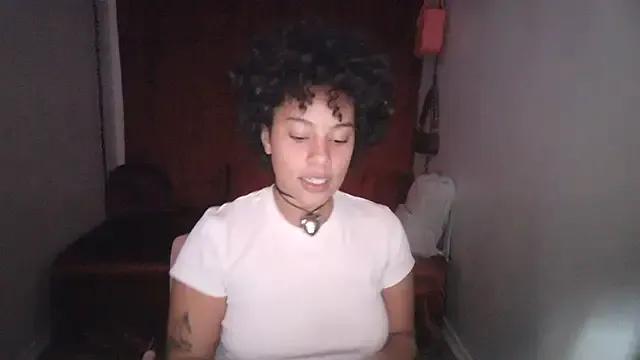 PrettyLittleProblem on StripChat