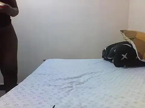 princess-cutie12 on StripChat