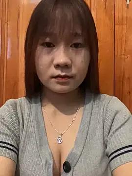 qinejr37 on StripChat